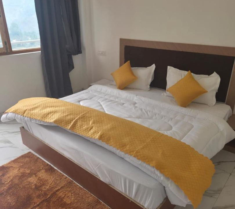 Photo of Bedroom in Narainkoti