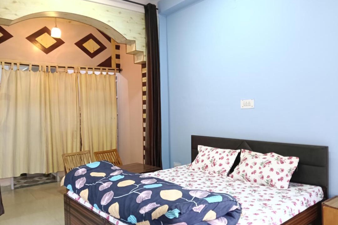 Photo of Bedroom in Sarahan
