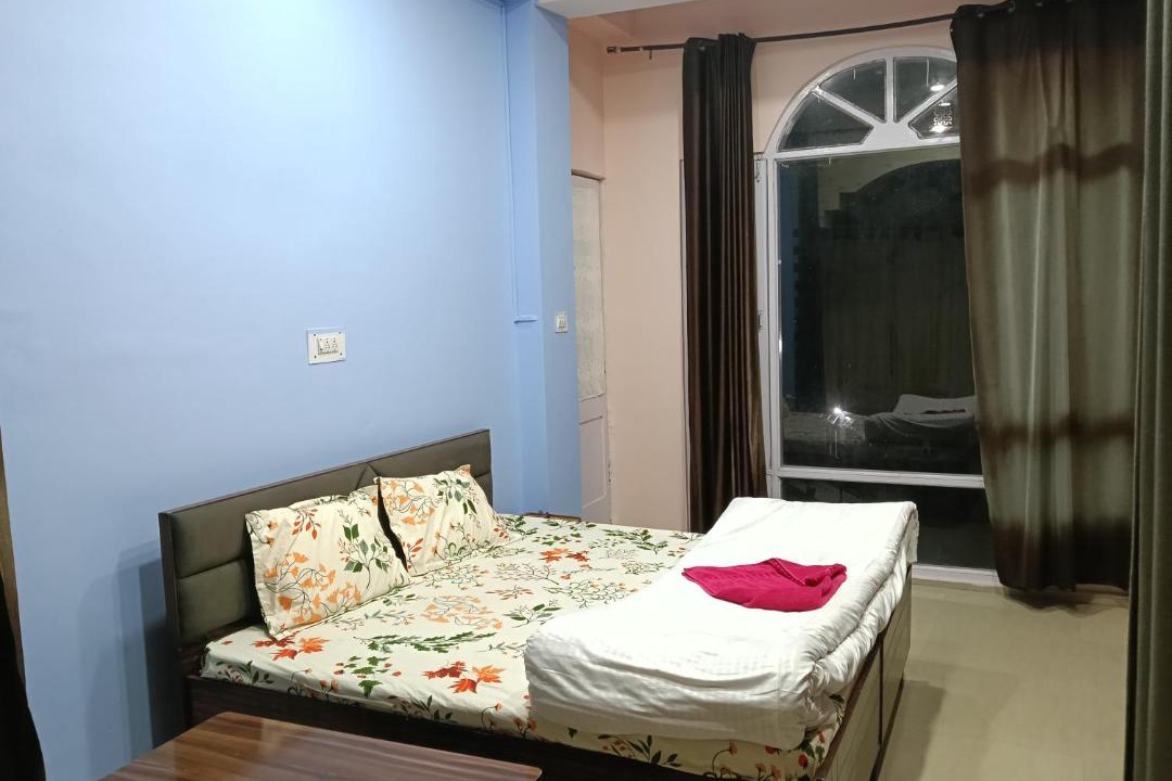 Photo of Bedroom in Sarahan