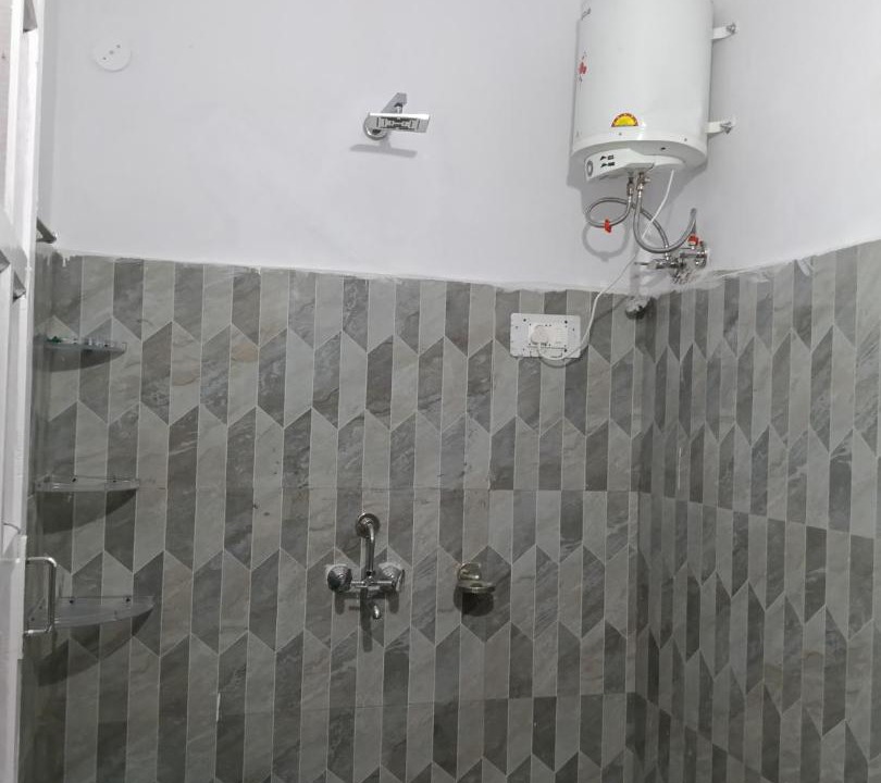 Photo of Bathroom in Sarahan