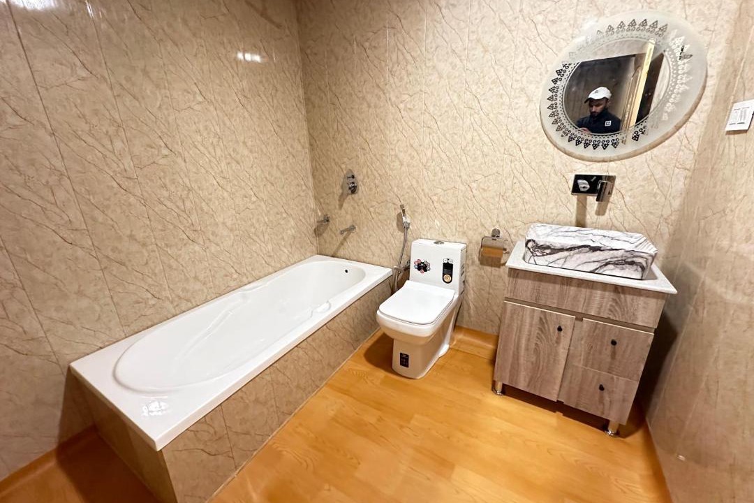 Photo of Bathroom in Dal Lake