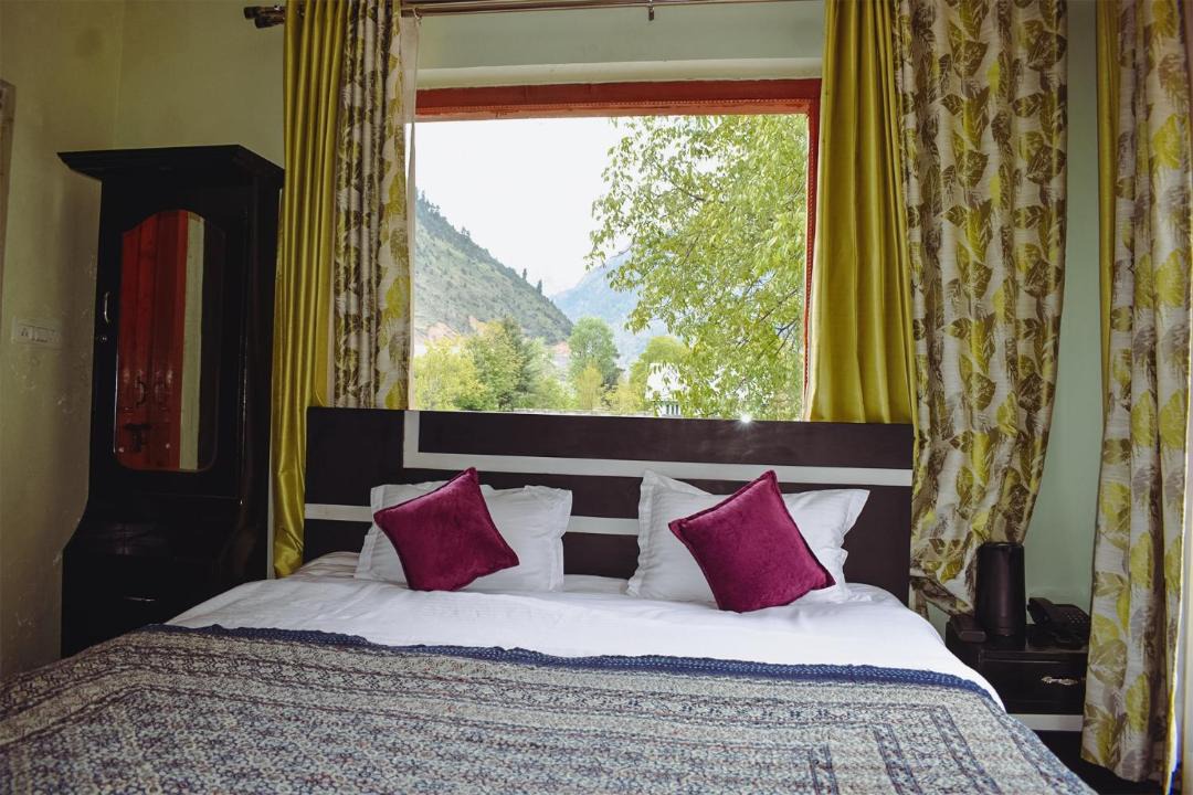 Photo of Bedroom in Sonamarg