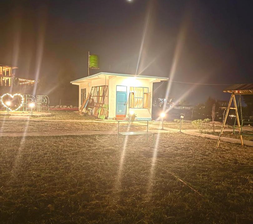 Photo of Others in Gunehr