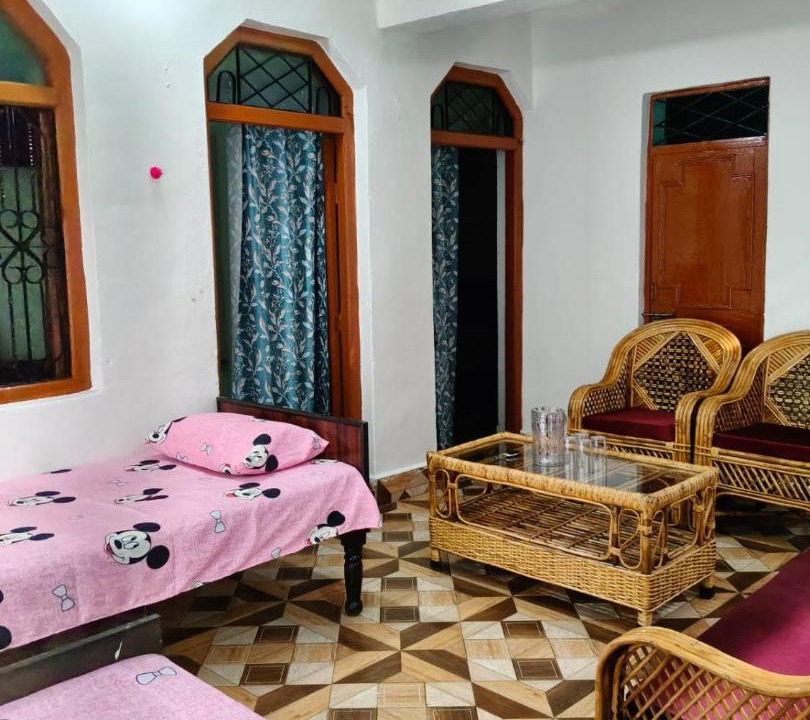 Photo of Bedroom in Ukhimath