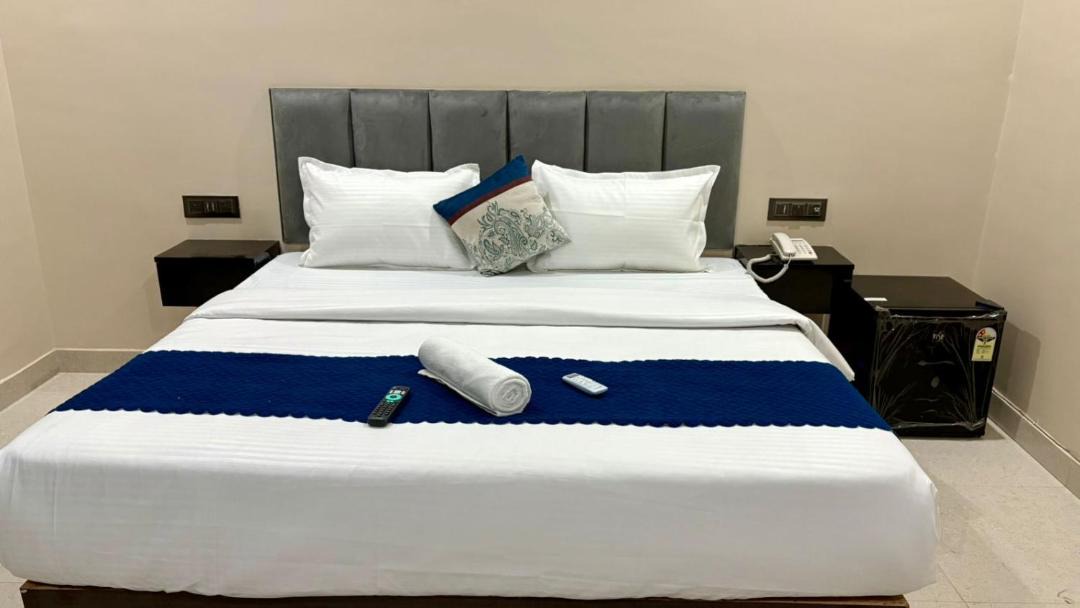 Photo of Bedroom in Sector 70