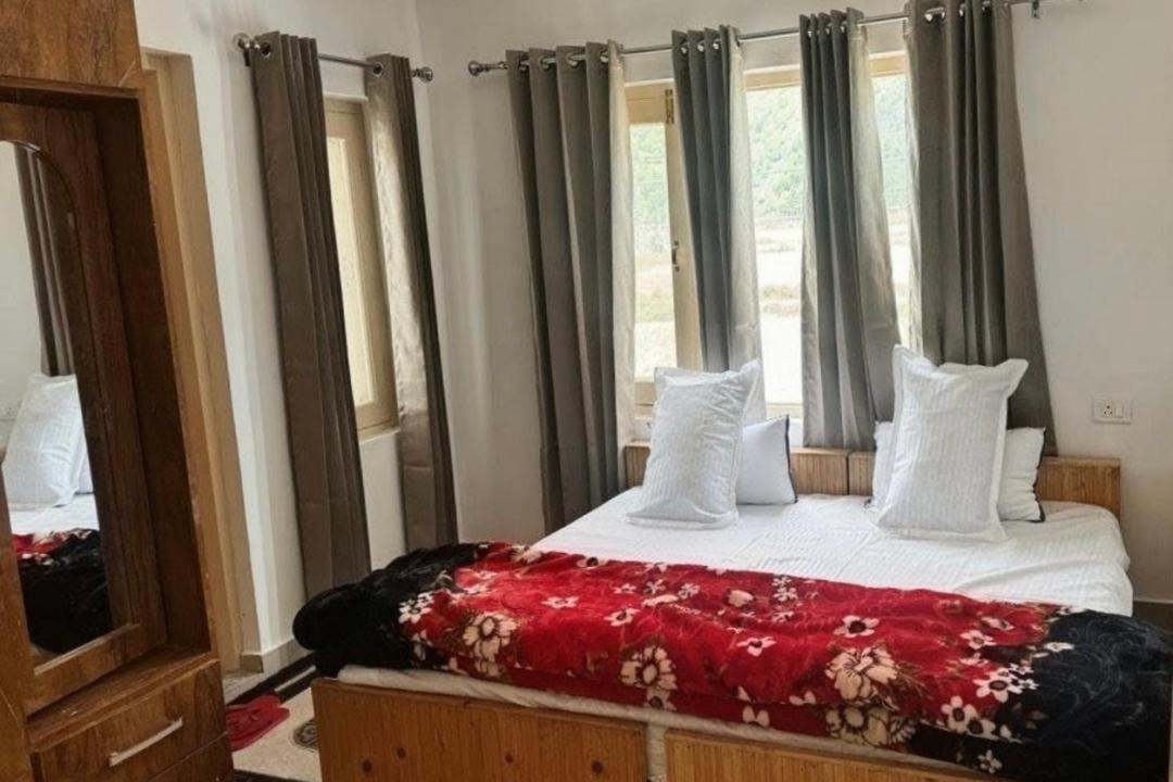 Photo of Others in Gulmarg
