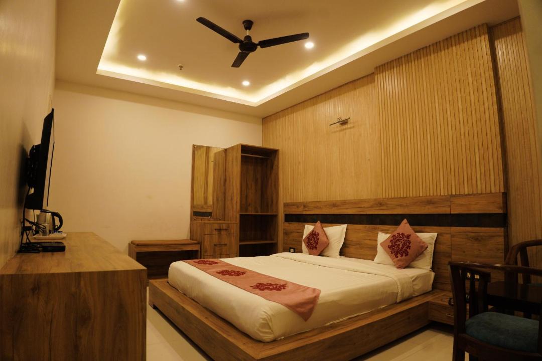 Photo of Bedroom in Haldwani