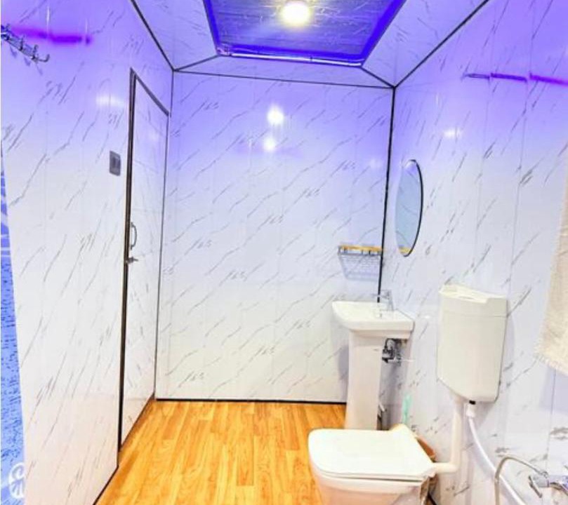 Photo of Bathroom in Dal Lake