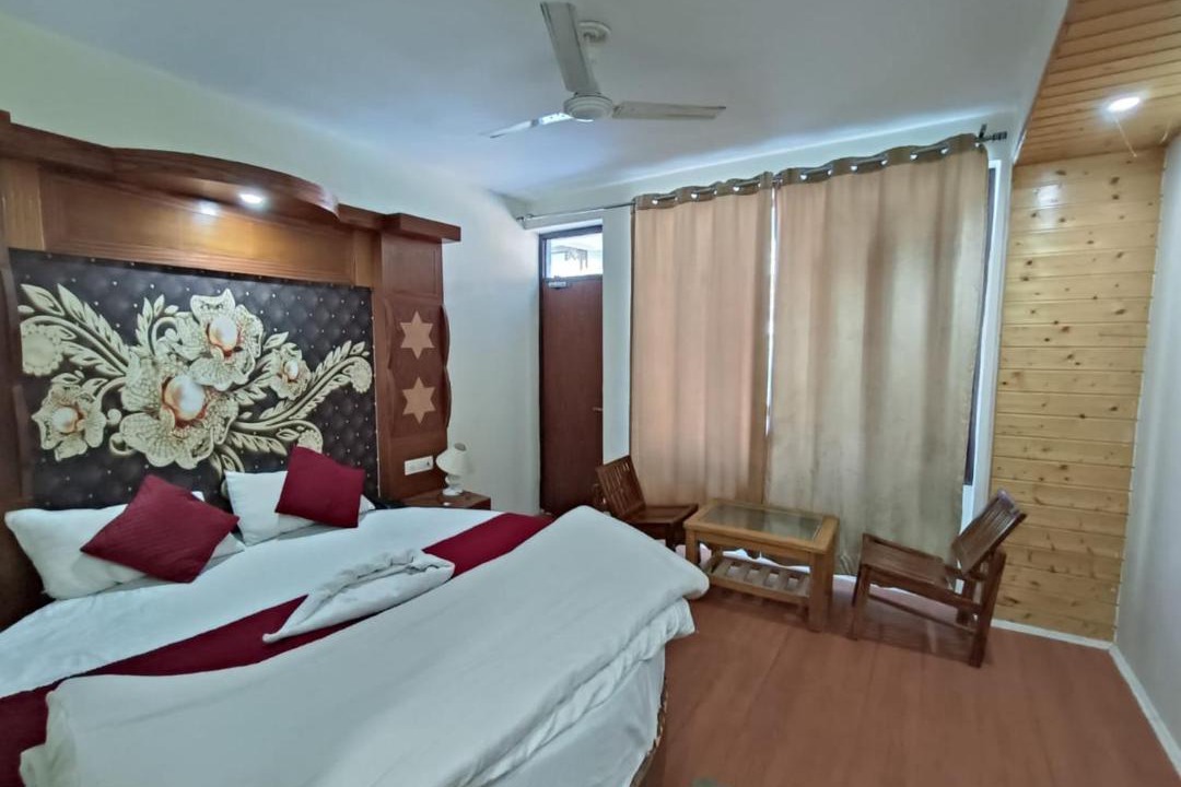 Photo of Others in Aleo