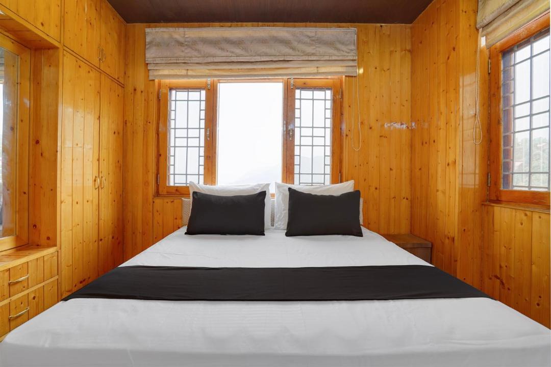 Photo of Bedroom in Shoghi