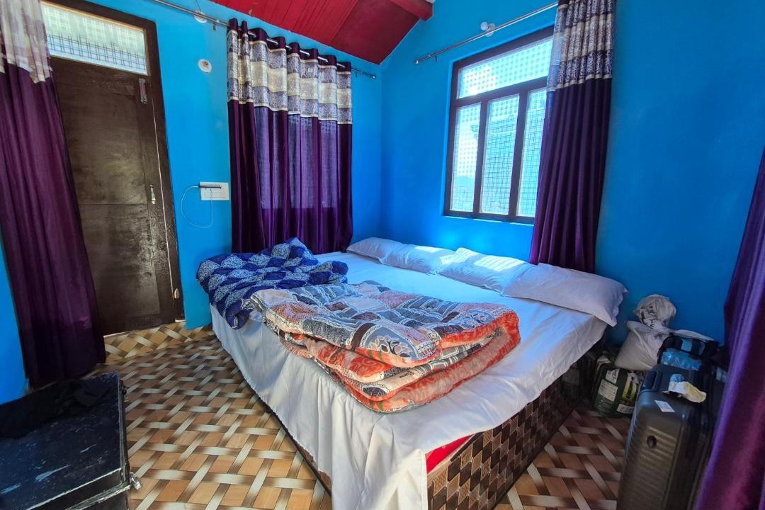 Photo of Bedroom in Narainkoti