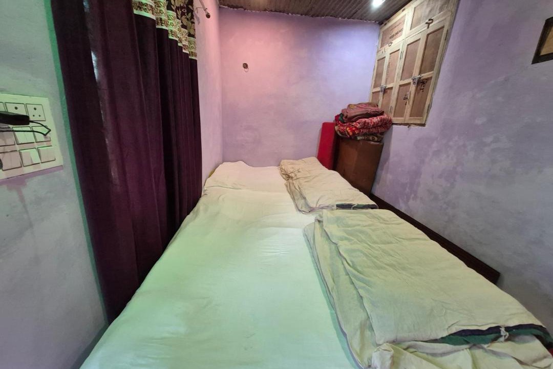 Photo of Bedroom in Narainkoti
