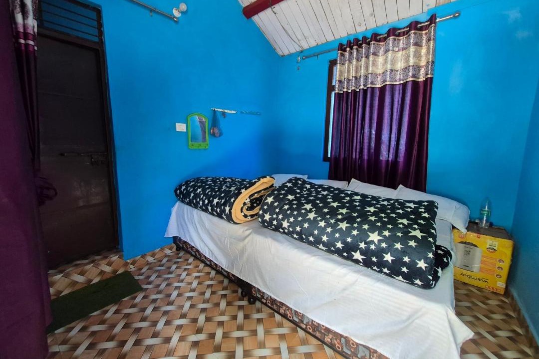 Photo of Bedroom in Narainkoti