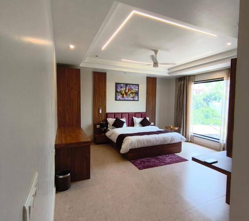 Photo of Bedroom in Etah