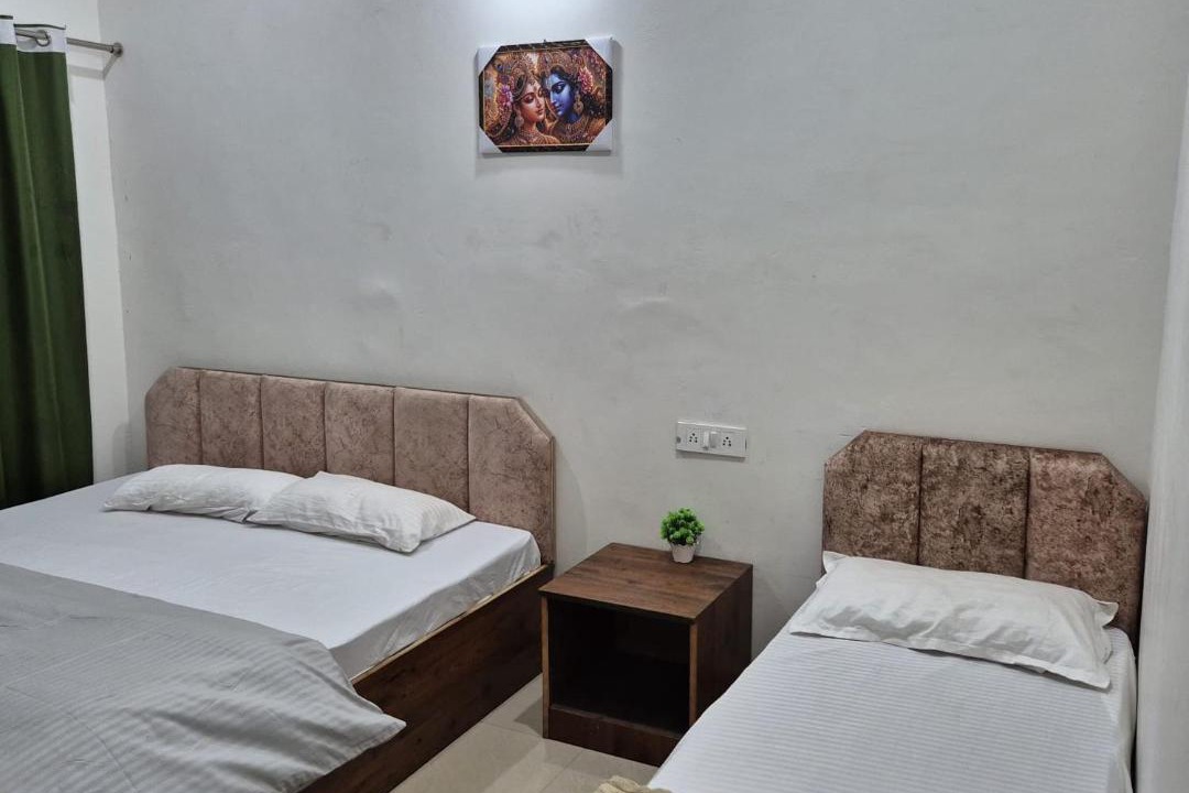 Photo of Bedroom in Guptkashi