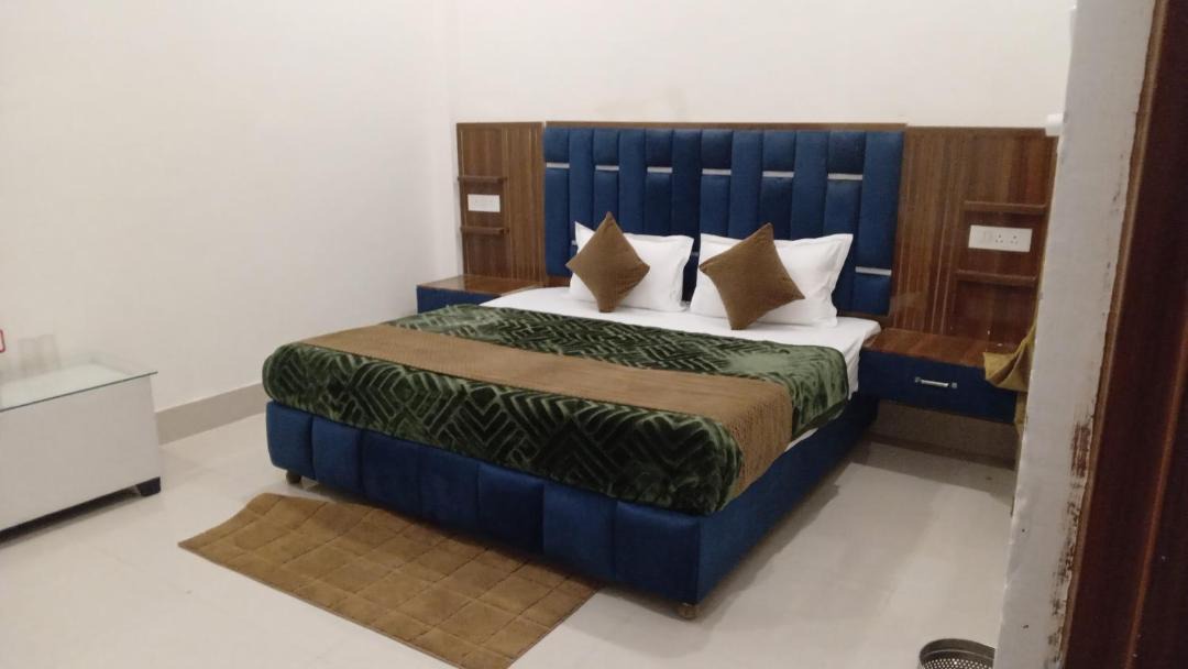 Photo of Bedroom in Sitapur