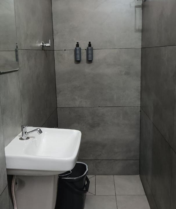 Photo of Bathroom in Kuppaayil