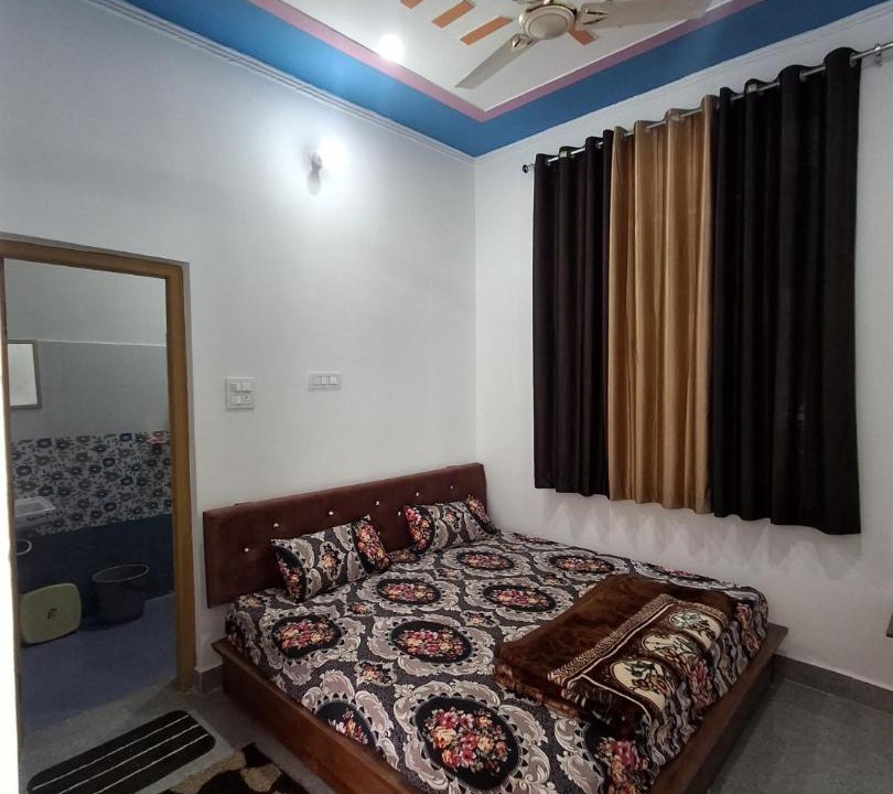 Photo of Bedroom in Uttarkashi