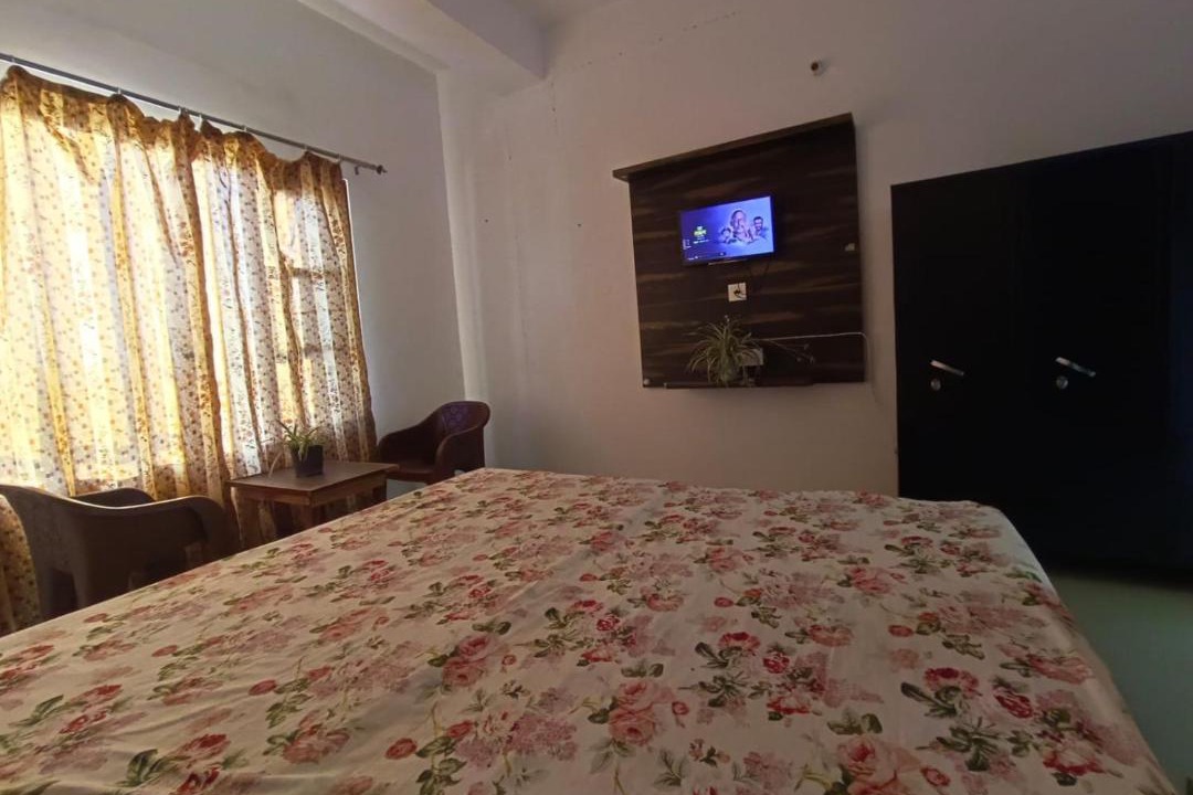 Photo of Bedroom in Kumarhatti