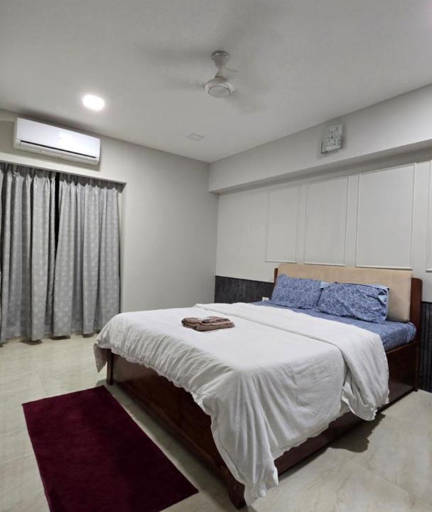 Photo of Bedroom in Malabar Hill