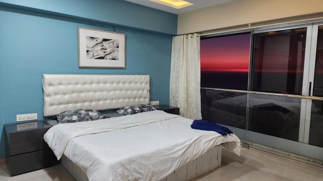 Photo of Bedroom in Malabar Hill