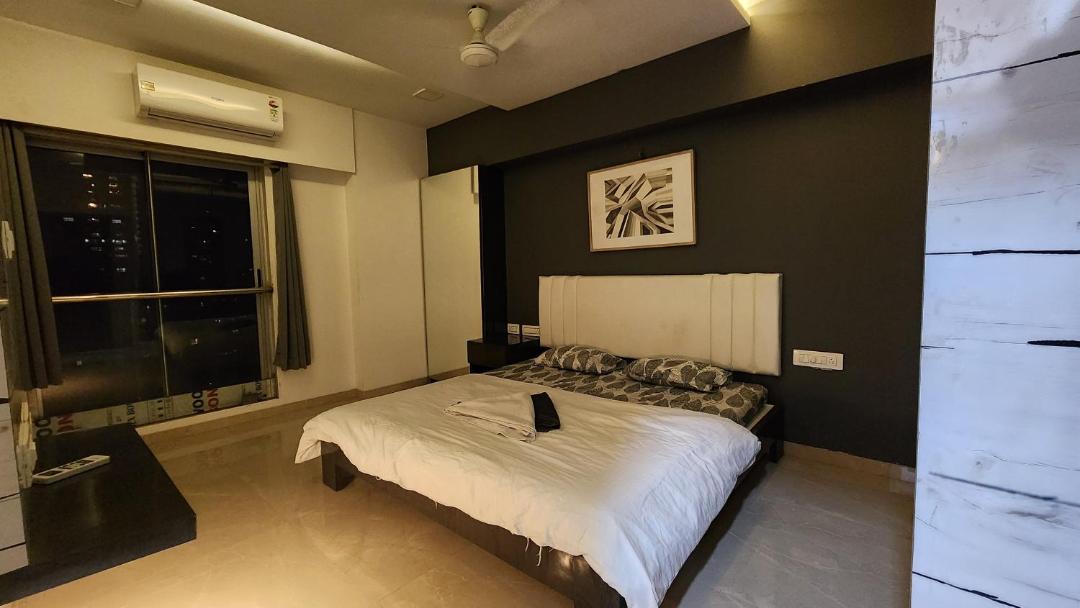 Photo of Bedroom in Malabar Hill