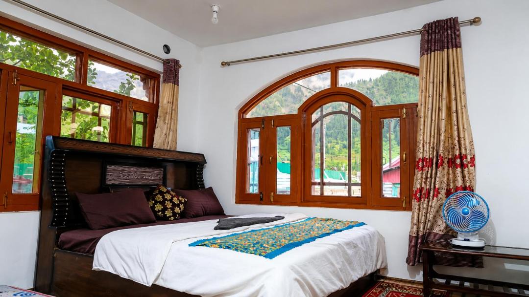 Photo of Others in Gulmarg