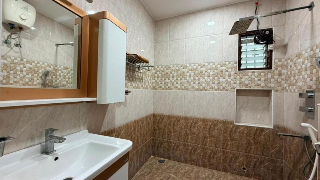 Photo of Bathroom in West Saidapet
