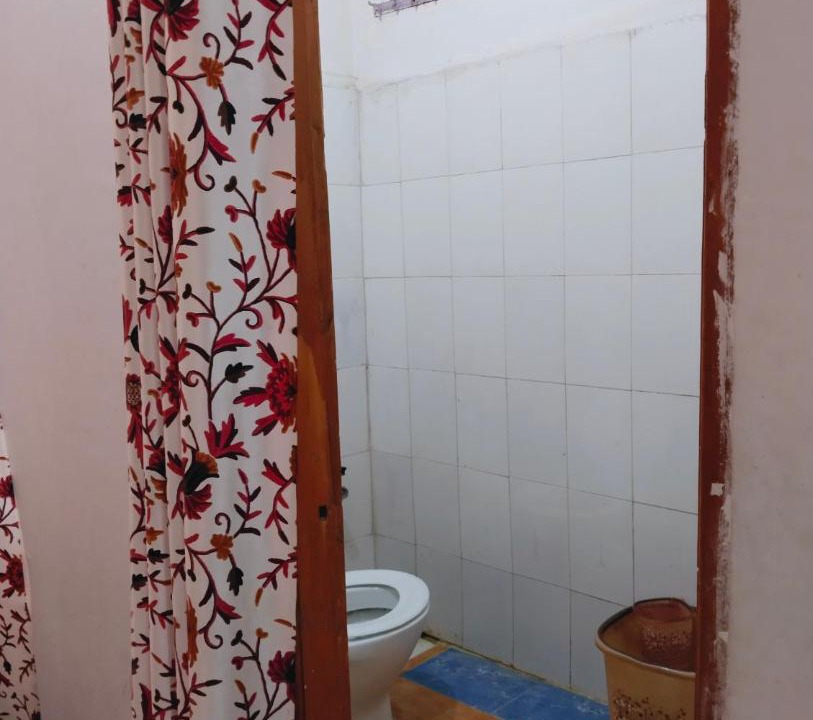 Photo of Bathroom in Rajbagh