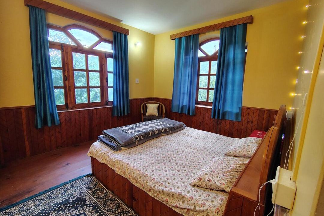 Photo of Bedroom in Manali
