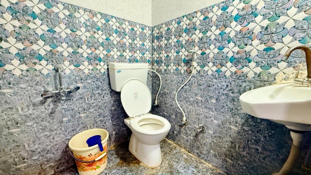 Photo of Bathroom in Rau