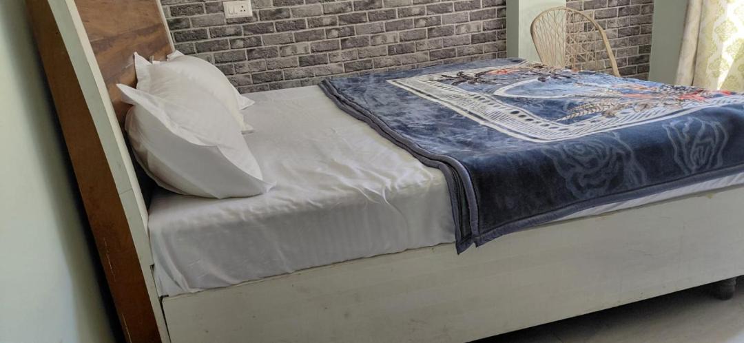 Photo of Bedroom in Kumarhatti