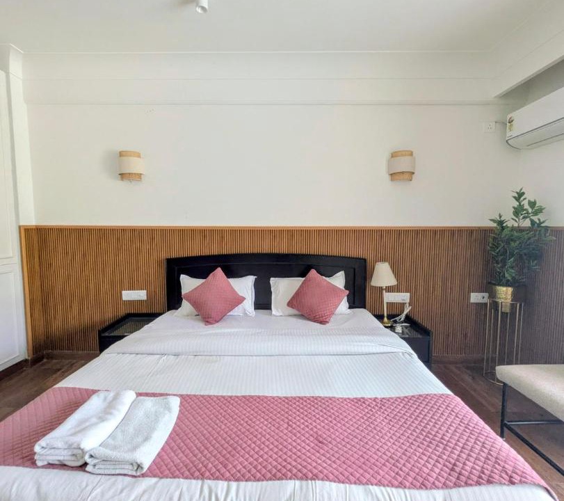 Photo of Bedroom in Tapovan