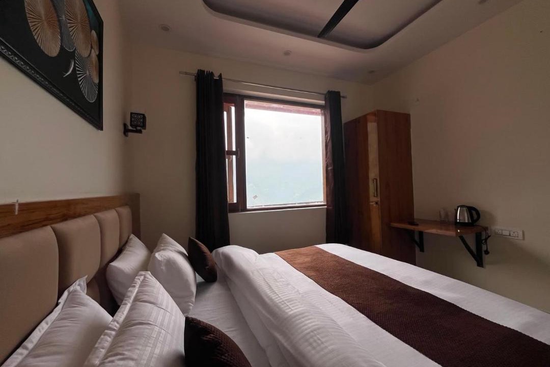 Photo of Bedroom in Ukhimath