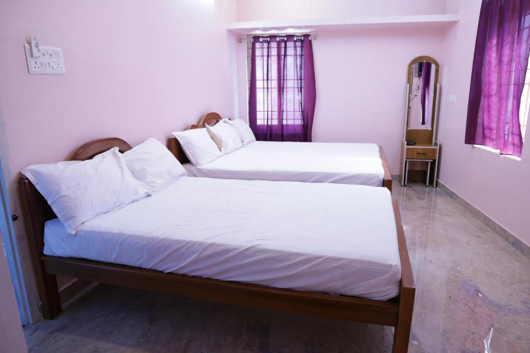 Photo of Bedroom in Tiruchendur