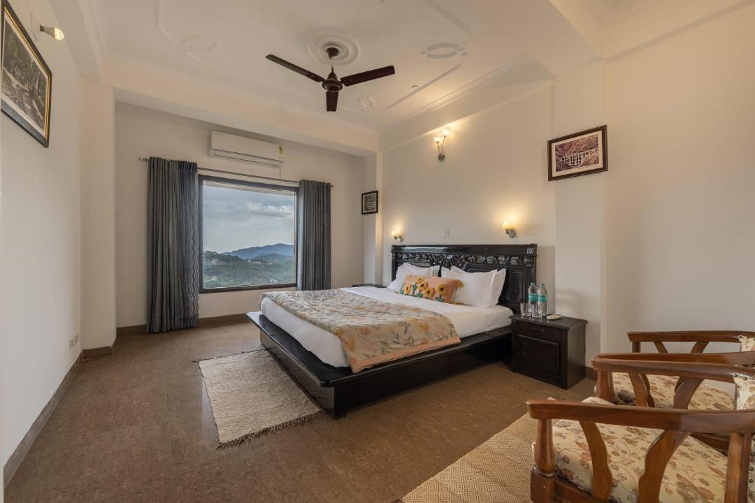 Photo of Bedroom in Barog