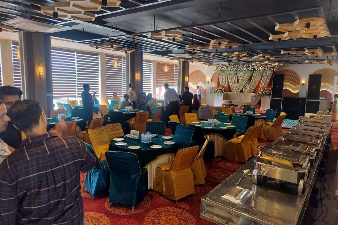 Photo of Others in Una