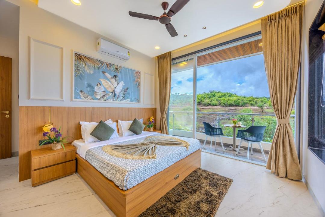 Photo of Bedroom in Aamby Valley City