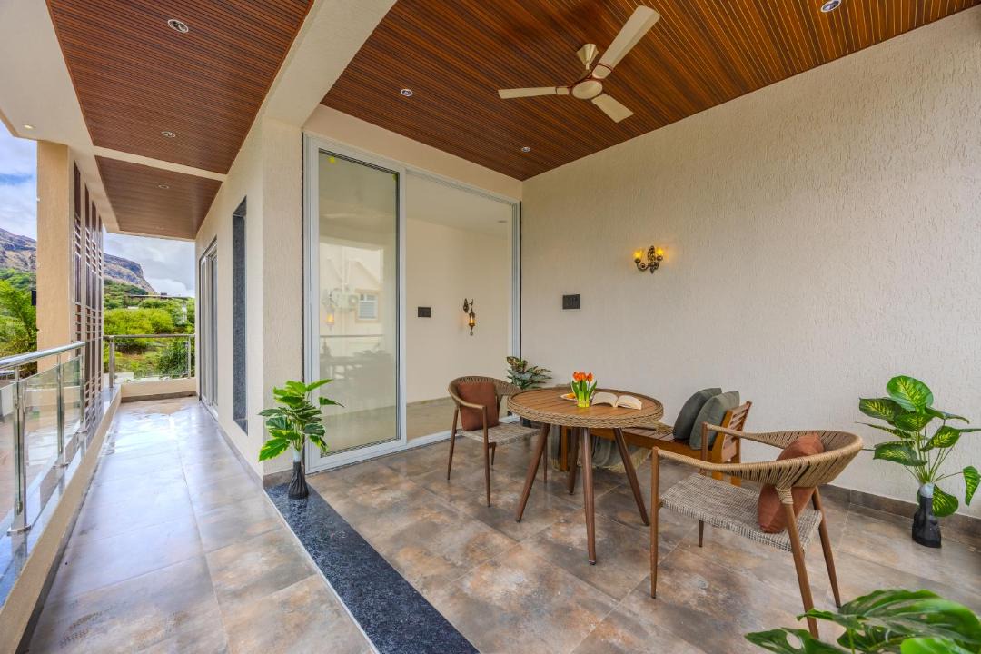 Photo of Patio Balcony in Aamby Valley City