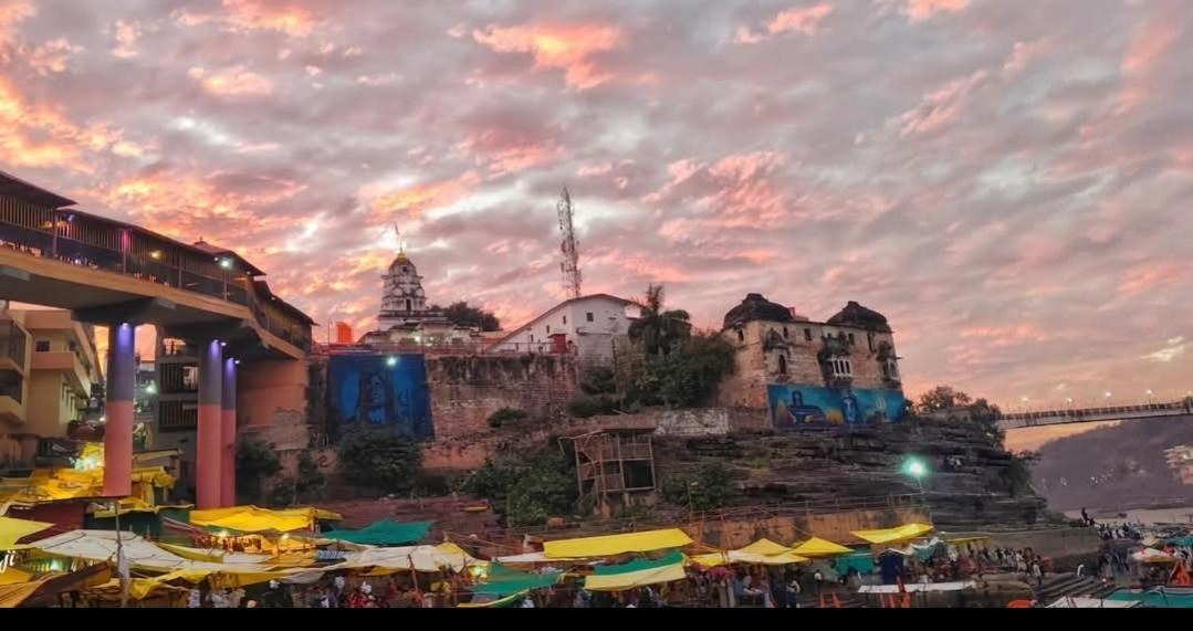 Photo of Others in Omkareshwar