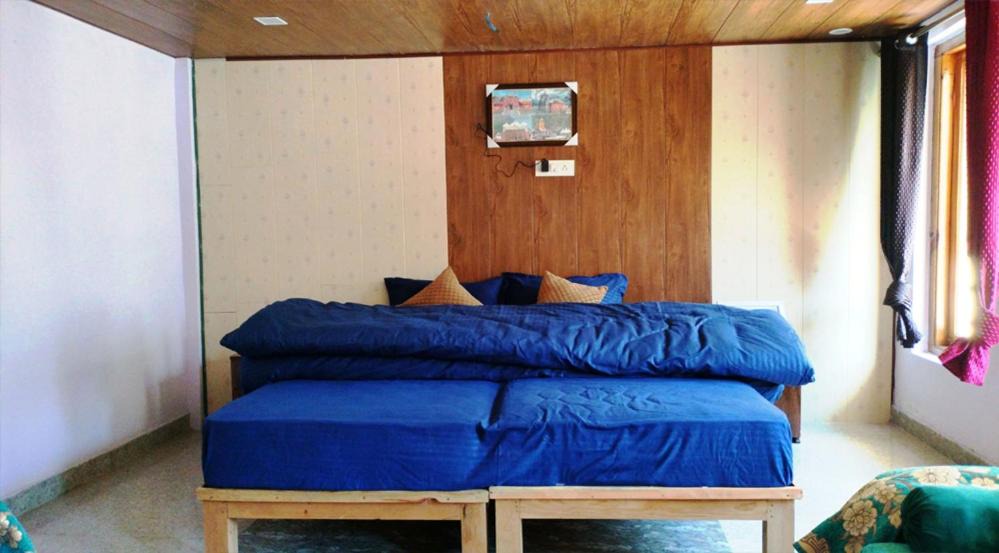 Photo of Bedroom in Yamunotri