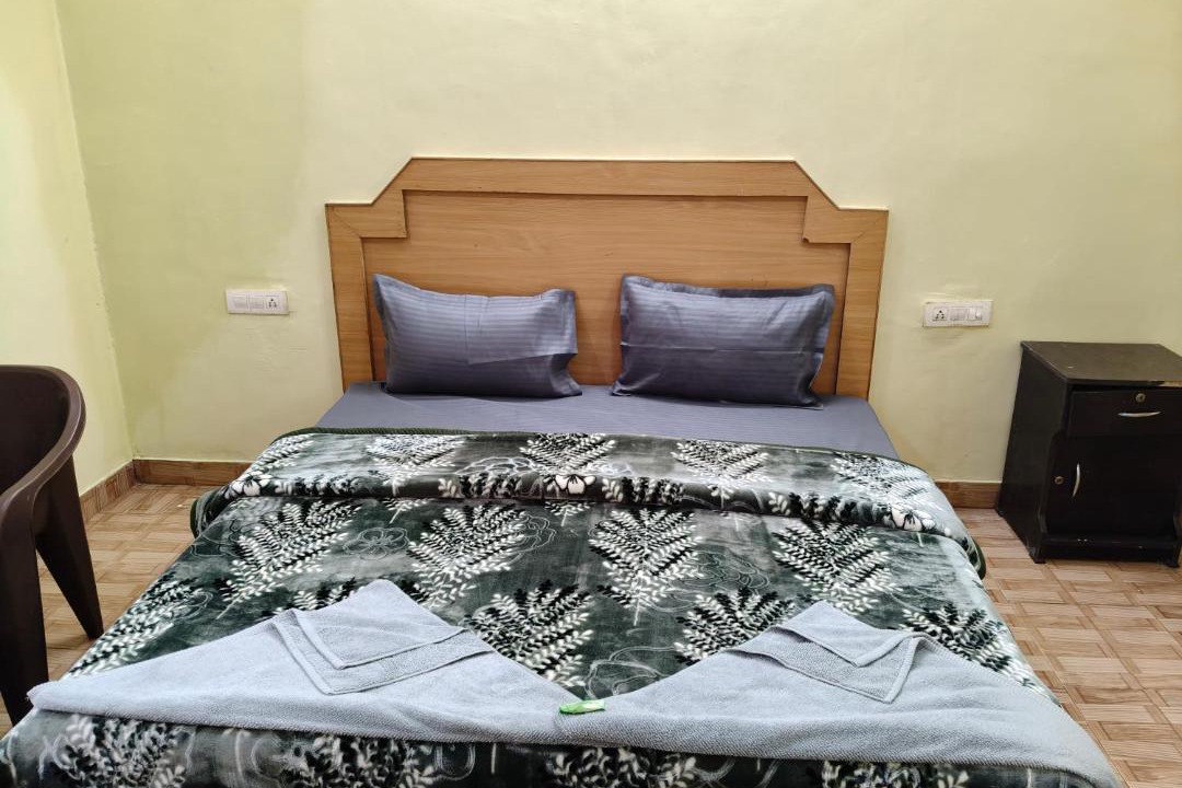 Photo of Bedroom in Bhagsu Nag