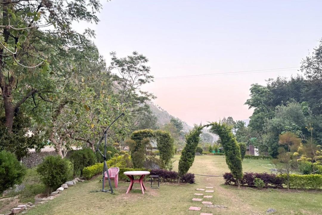 Photo of Others in Kaul