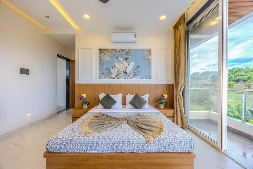 Photo of Bedroom in Aamby Valley City