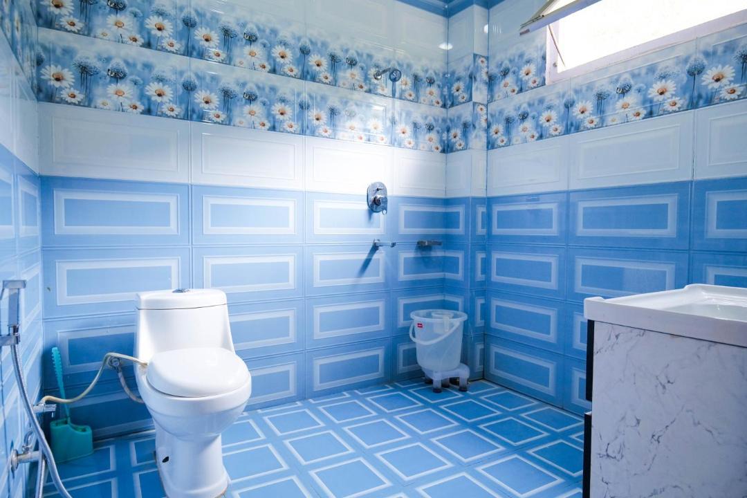 Photo of Bathroom in Banjar