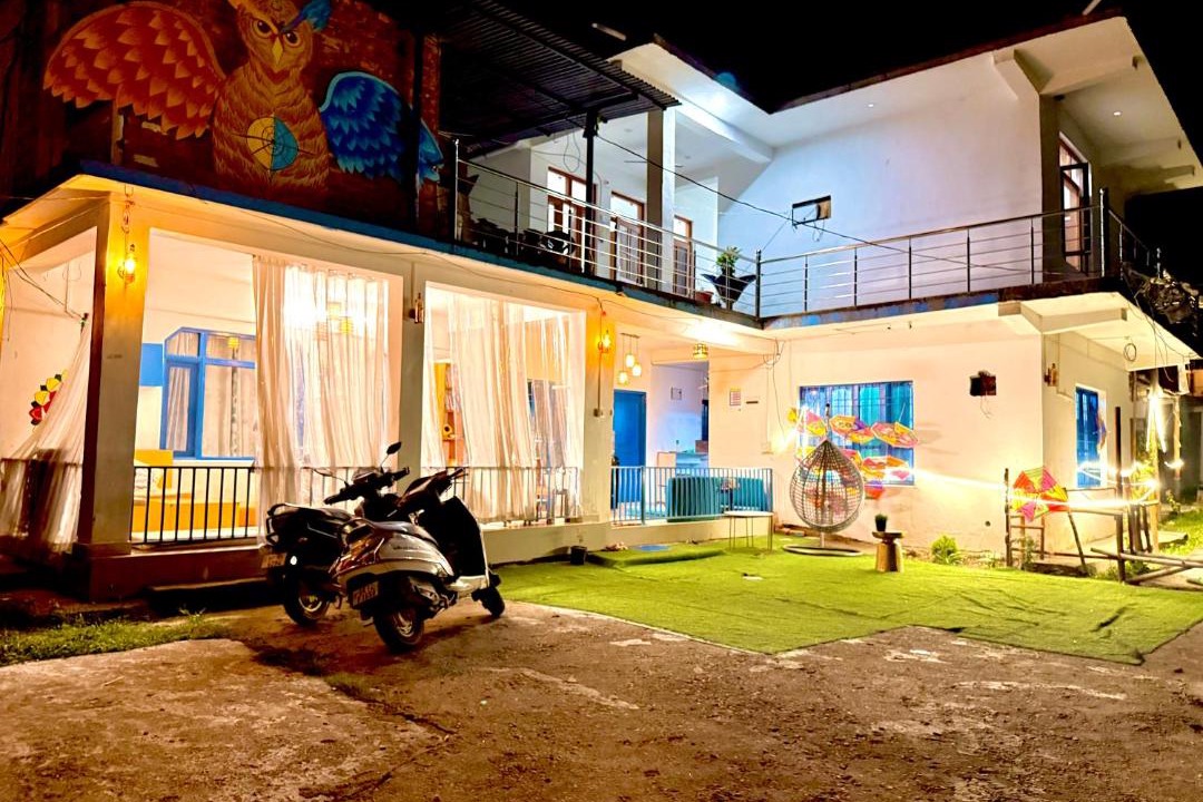 Photo of Others in Gunehr