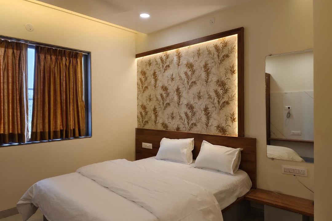Photo of Bedroom in Akalkot