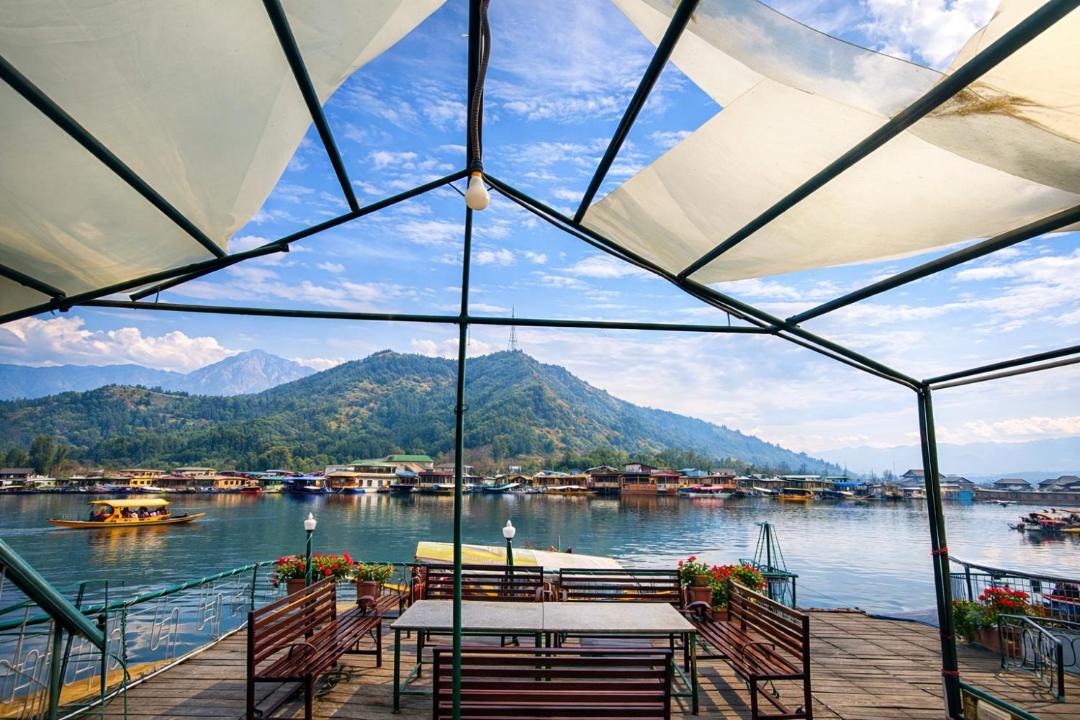 Photo of Others in Dal Lake