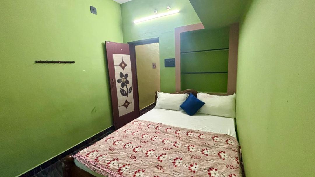 Photo of Bedroom in Rameshwaram