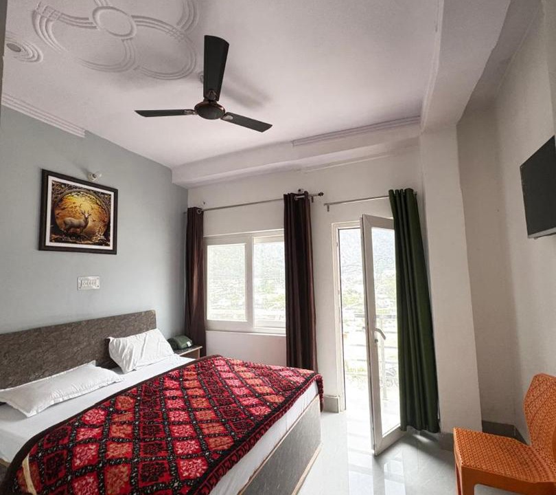 Photo of Bedroom in Uttarkashi